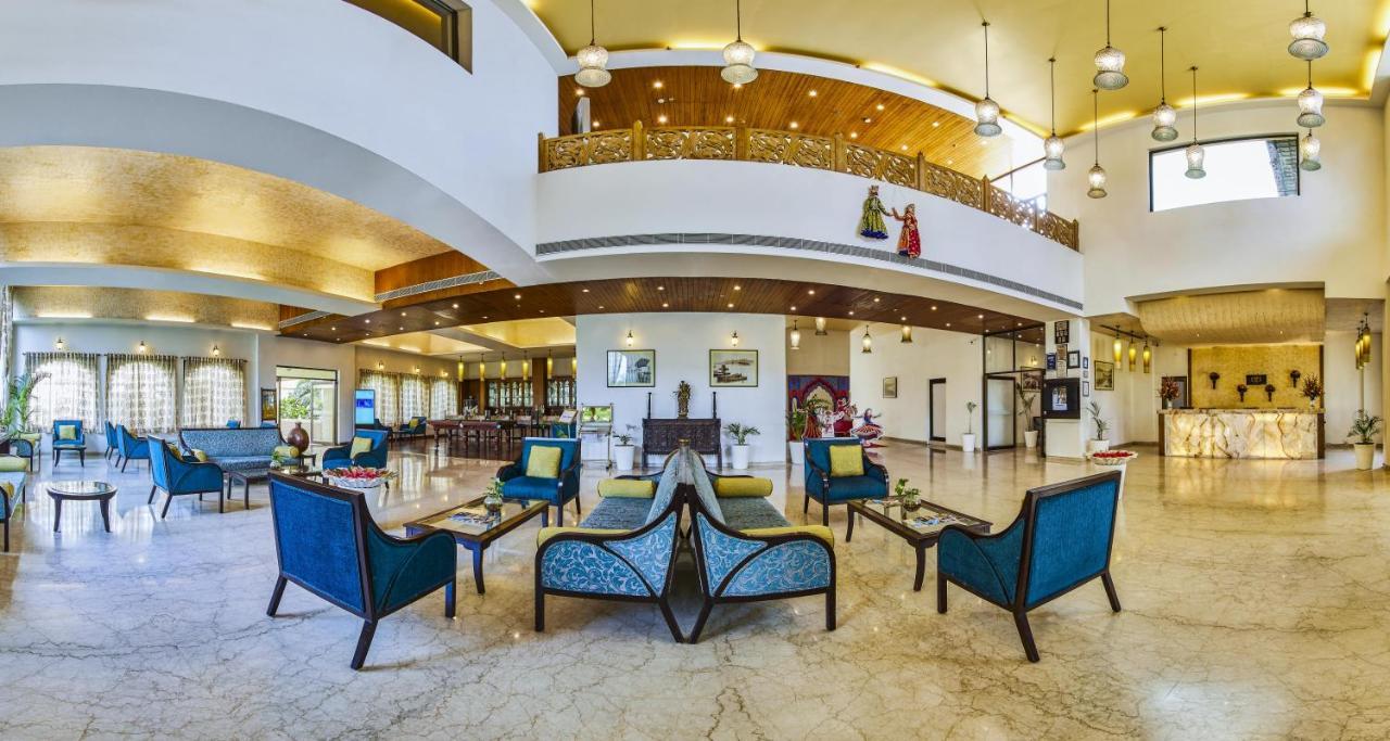 Готель Club Mahindra Удайпур Екстер'єр фото