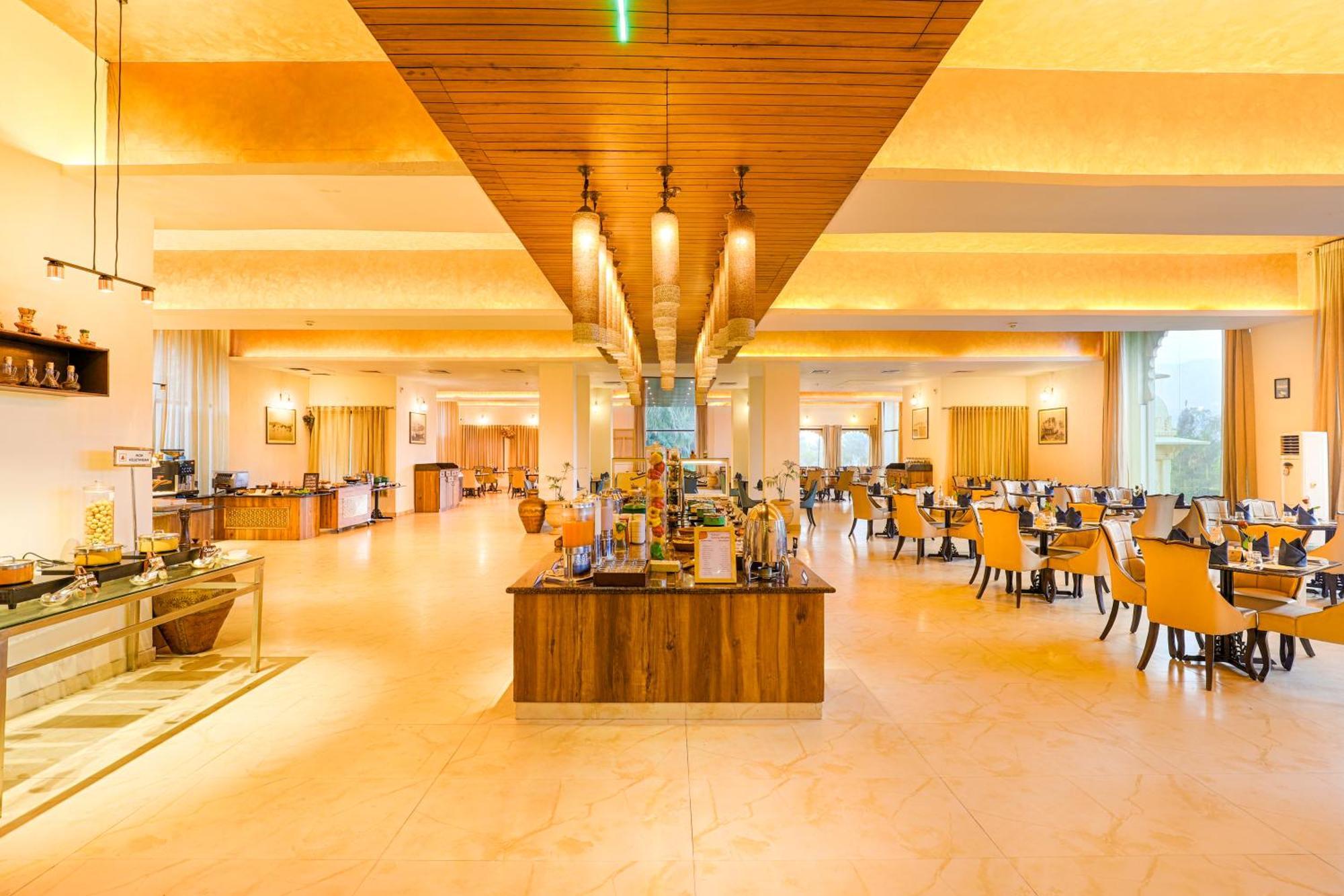 Готель Club Mahindra Удайпур Екстер'єр фото